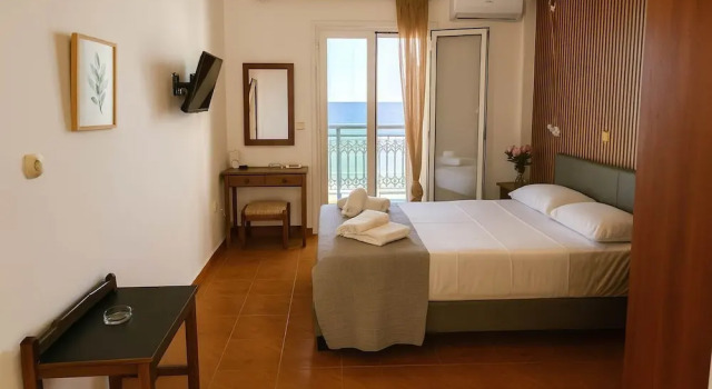 Beachfront Panorama Apartm - Kythira Seaside Gem, Забронировать Апартаменты/квартира Агия-Пелагия Китира, рядом с Порт Агия-Пелагия