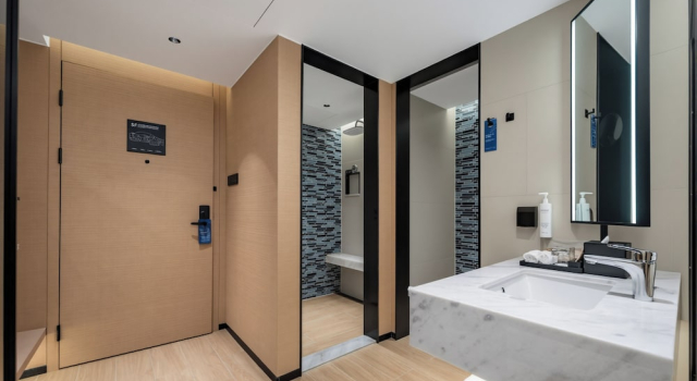 Четырёхместный семейный номер Standard с видом на город Fairfield by Marriott Chengdu Tianfu Square