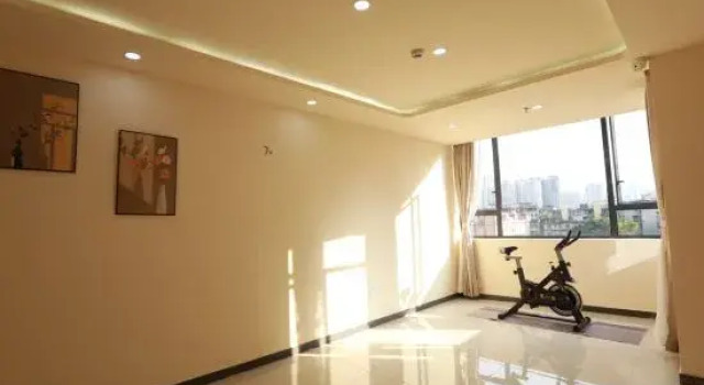 Guangzhou Ju'an Hotel ( Rainbow Bridge Chenjiaci Subway Station Branch), Забронировать Отель Отели Гуанчжоу с парковкой, рядом с Буддийский храм Хуалинь, Парковка