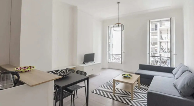 Superb bright and spacious apt in Marseille