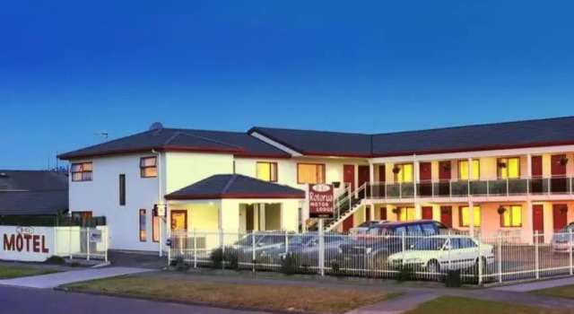 Семейный люкс с 3 комнатами BKs Rotorua Motor Lodge