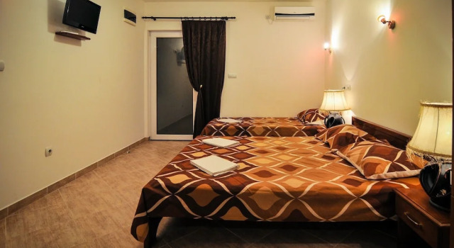 Apartments Samardžić, Забронировать Апартаменты/квартира Тиват Округ Тиват, рядом с Пляж Вайкики