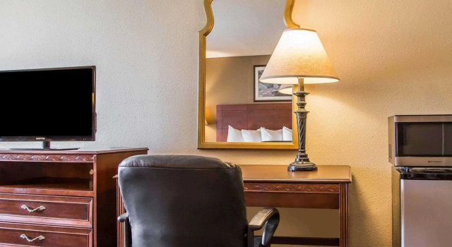 Двухместный номер Standard Quality Inn & Suites Middletown - Franklin