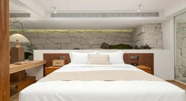 Dwuosobowy suite z widokiem na dziedziniec CLOUDS 13·Forest Hot Spring Resort