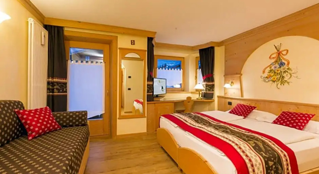 Двухместный номер Comfort Hotel Crosal