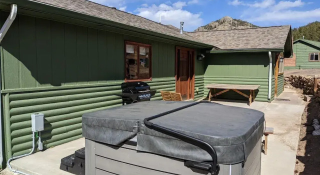 Rocky Mountain Retreat 1B - 1 bedroom attached cabin with personal hot tub 1 Cabin, Забронировать Дом для отпуска Эстес-Парк Rocky Mountain National Park, рядом с Marys Lake