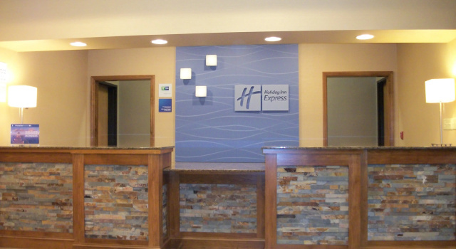 Holiday Inn Express - Cortland, an IHG Hotel, Buchen Sie Hotel Cortland Finger Lakes