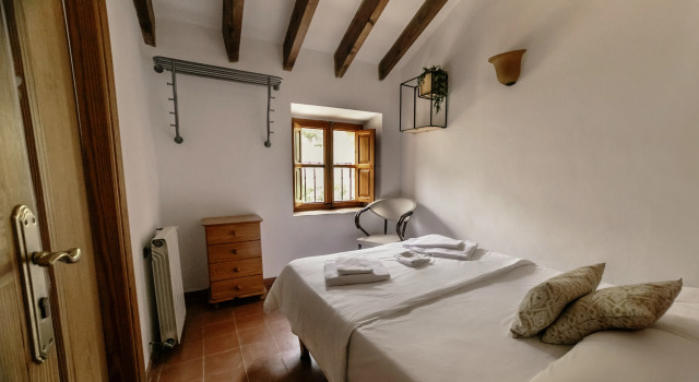 Petit Hotel Hostatgeria La Victoria, Rezerwuj Hotel Hotele w Majorka z parkingiem, Parking