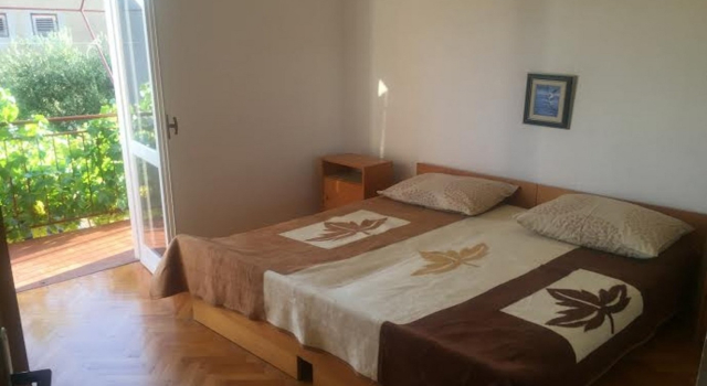 Apartment Sunny  - sea side terrace & parking: A2 Starigrad-Paklenica, Zadar riviera