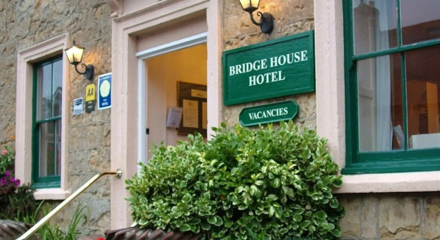 Bridge House Hotel