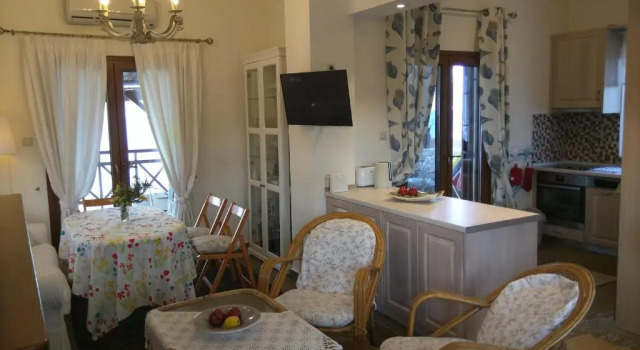 Villa Chara, Book Villa  