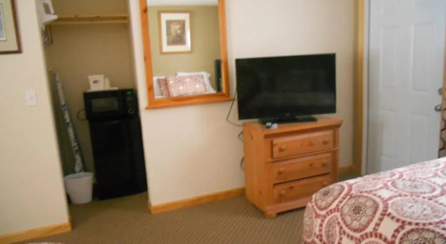 Четырёхместный номер Standard Stone Fence Resort