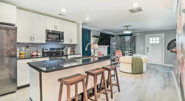 Коттедж Eclectic Atlanta Abode < 3 Mi to Downtown!