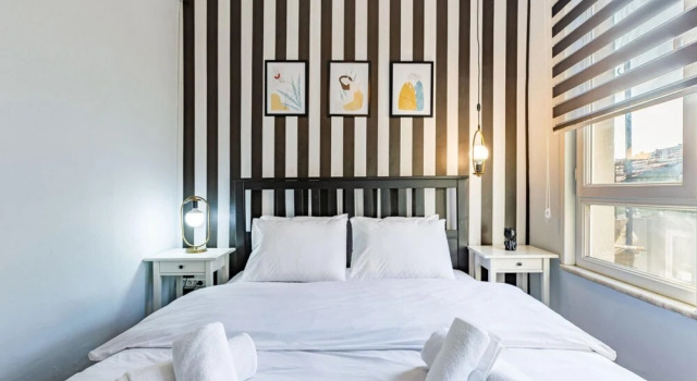 Flat Within Walking Distance to Istiklal Street, Varaa Hotelli Hotellit Marmara-alue pysäköinnillä, Pysäköinti
