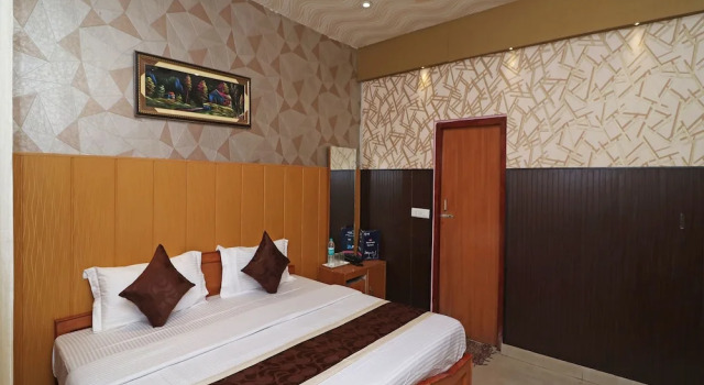 Двухместный номер Standard OYO 13234 Hotel Mahak