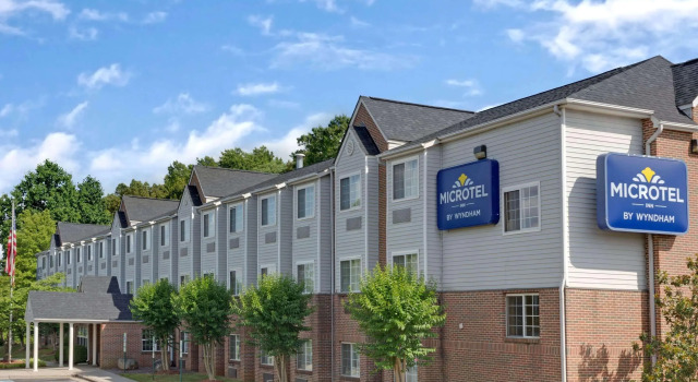 Microtel Inn by Wyndham University Place, Buchen Sie Hotel University Place North Carolina