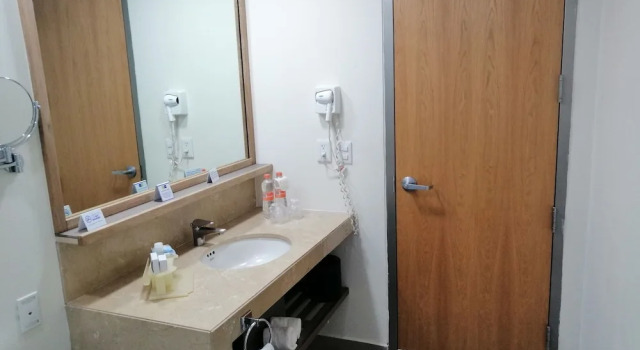 Номер Standard Holiday Inn Express Mexico Reforma by IHG
