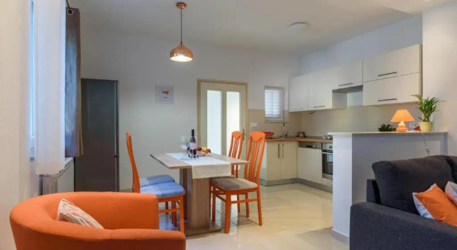 Апартаменты Apartment Perusko - 2 Bedroom Kitchen