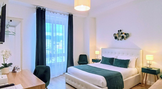 Standard Doppel Zimmer mit Balkon B&B Be Home