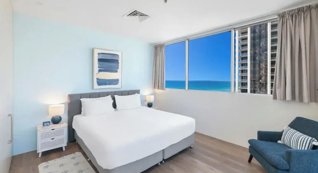 Люкс с 2 комнатами с балконом и с красивым видом из окна ULTIQA Air On Broadbeach