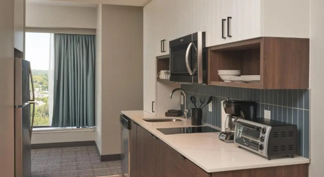 Двухместный люкс с видом на город Staybridge Suites Wilmington Downtown by IHG
