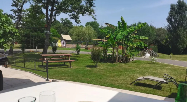 Au Petit Pédegouaty, Book Hotel Hotels in Heugas with Breakfast, Breakfasts