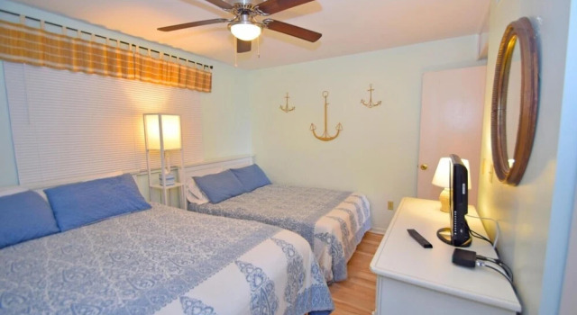 Raffles 206 1 Bedroom Condo by RedAwning