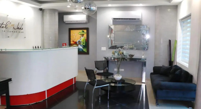 Трёхместный номер Superior Hotel Merey