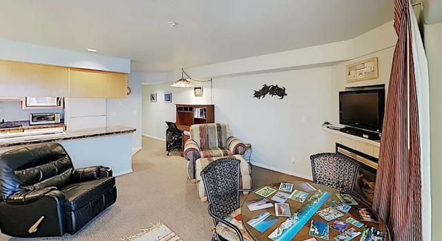 New Listing! Bay-view Beauty W/ Private Balcony 1 Bedroom Condo, Prenota Appartamento Lincoln City 