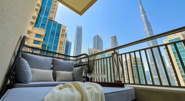 Апартаменты Deluxe с балконом HiGuests - Boulevard Central Tower