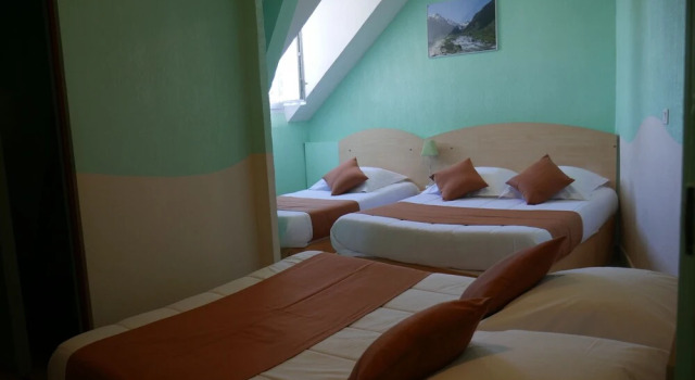Семейный номер Comfort Hotel du Commerce