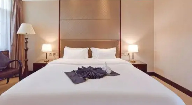 Люкс Deluxe Yuntian Garden Hotel