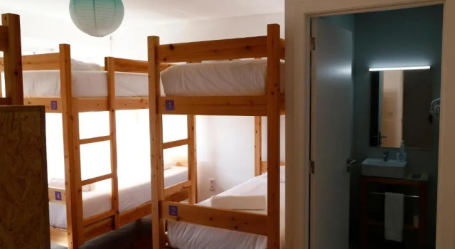 Кровать в общем номере Citys Hostel Ponta Delgada