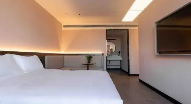 Люкс HanTing Hotel (Taiyuan Qingxu Zilin Road)