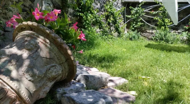 Vesuvius Gardens - Fagianeria Borbonica Relais, Book Bed and Breakfast Portici Campania