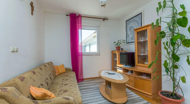 Apartment Marinko, Book Lejlighed Hoteller i Split Region med parkering, Parkering