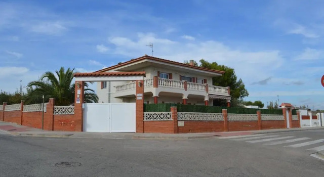 Vista Cunit, Prenota Villa Cunit El Baix Penedès