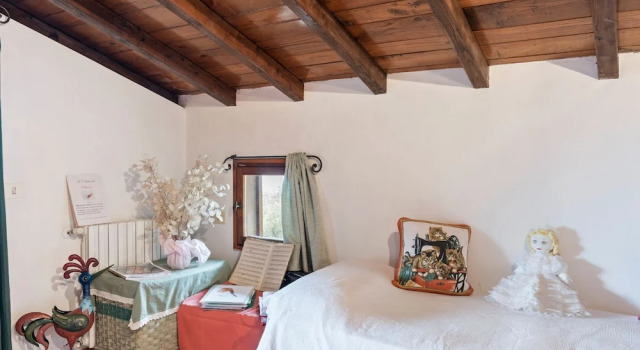 Hill-view Holiday Home in Camaiore With Private Garden