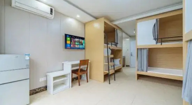 Мужская капсула Deluxe Shanghai Hansa Apartment