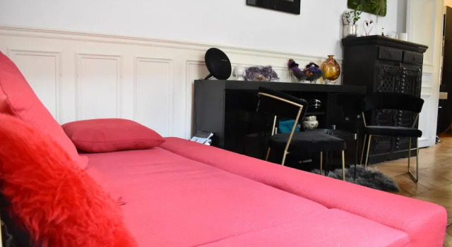 Charming 1 Bedroom Apartment in St Germain, Забронировать Апартаменты/квартира Париж Иль-де-Франс, рядом с Станция метро Solférino