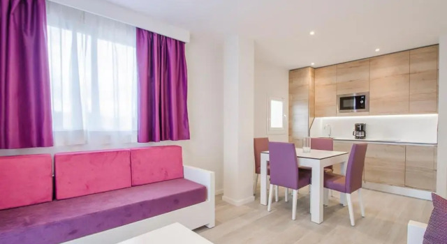 Premium Huoneisto Apartamentos Ponent