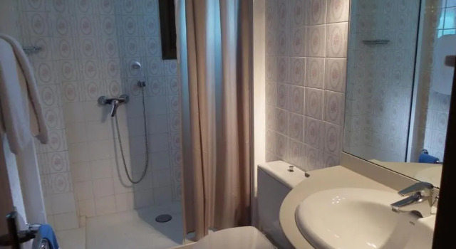 Четырёхместный номер Standard Hostal Esplai