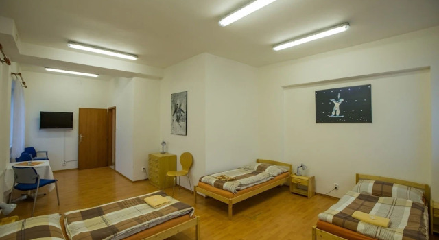 Hotel Lidový dum, Boek Hotel Řevnice Central Bohemia