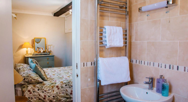 Whispering Place 12a - Luxury Georgian House - Honeymoon Bridal Suite - Severn valley Railway - Family - Sleeps 6, Rezervovat Hotel Bewdley Worcestershire