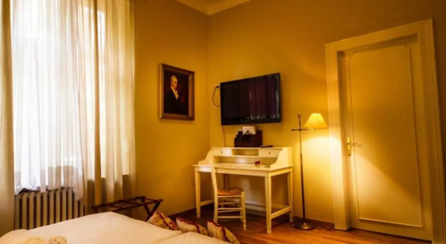 Двухместный номер Comfort Hôtel Le Châtelet