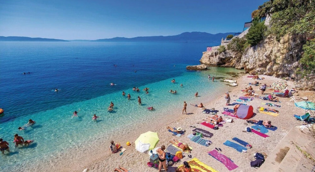 Awesome Apartment in Rijeka With 5 Bedrooms and Wifi