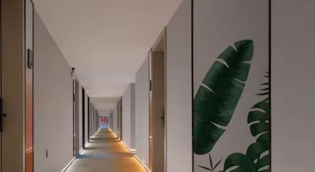 Wuhu Yunaman Future Hotel (Zhongshan Road Pedestrian Street Binjiang Park Branch)