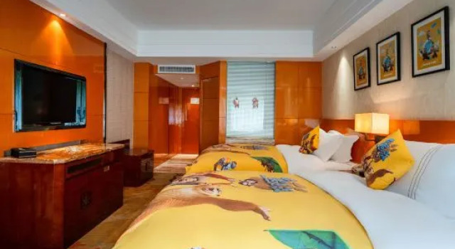 Семейный номер Deluxe Howard Johnson Tianyuan Resort Jiuzhaigou