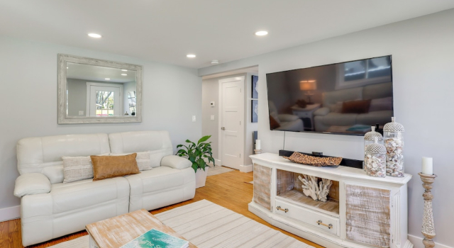 7 Mi to Indian Rocks Beach: Breezy Family Retreat!, Rezerwuj Dom wakacyjny Largo Pinellas County