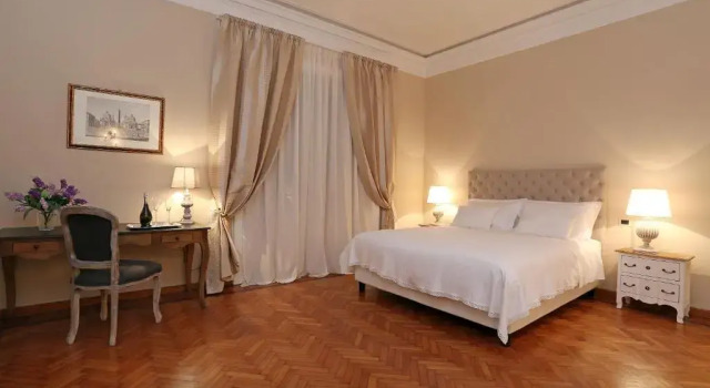 Alex Suites